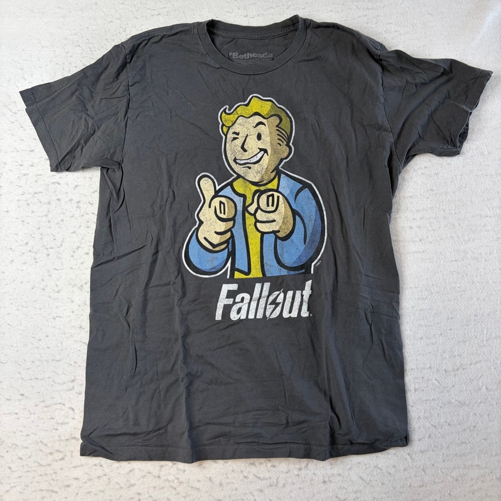 Bethesda Fallout Graphic T-Shirt Mens Large Gray Vault Boy Short Sleeve Gaming
